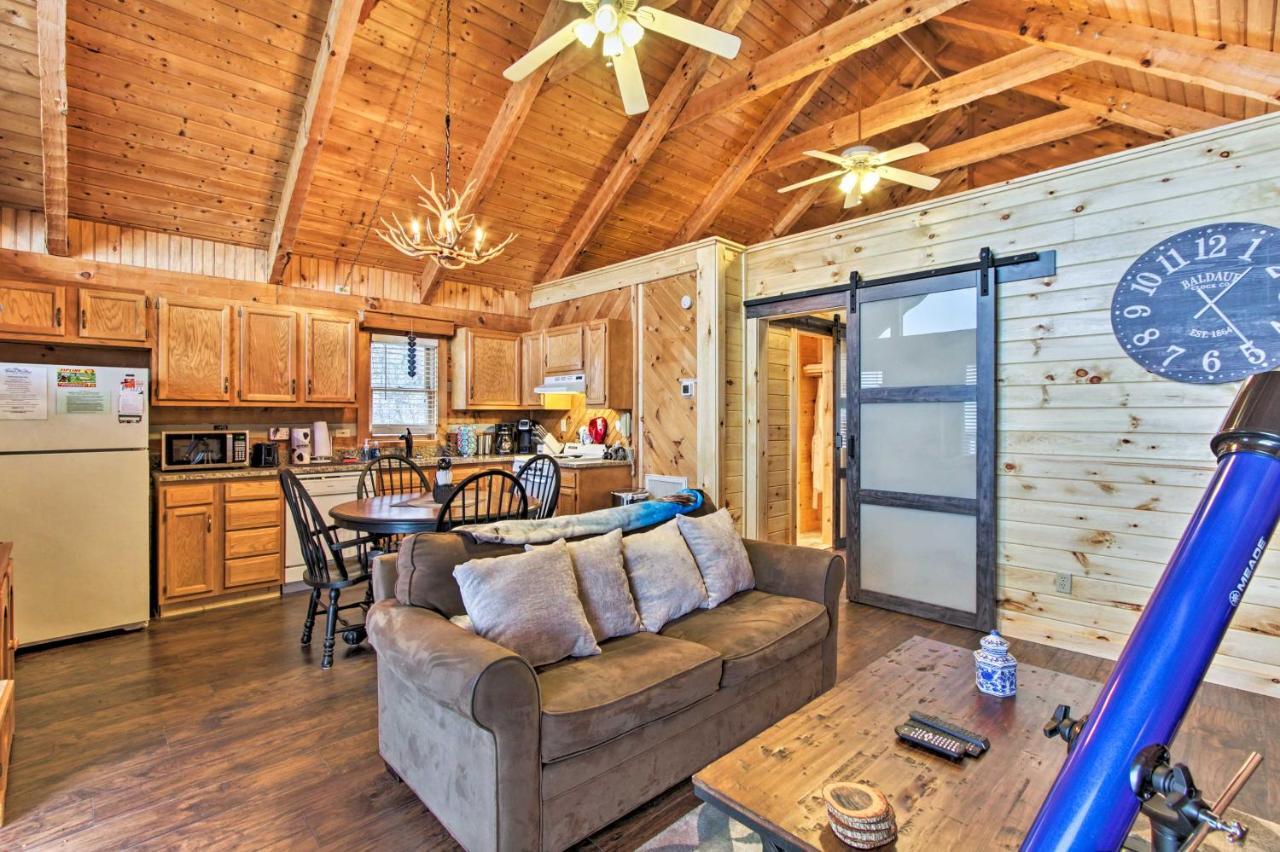 Sevierville Cabin With Private Hot Tub And Fireplace! 外观 照片